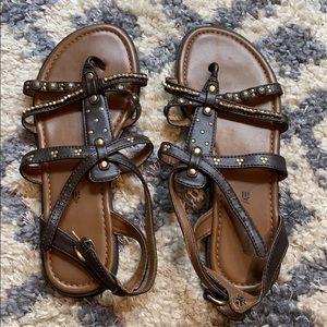 American Eagle leather strap sandals